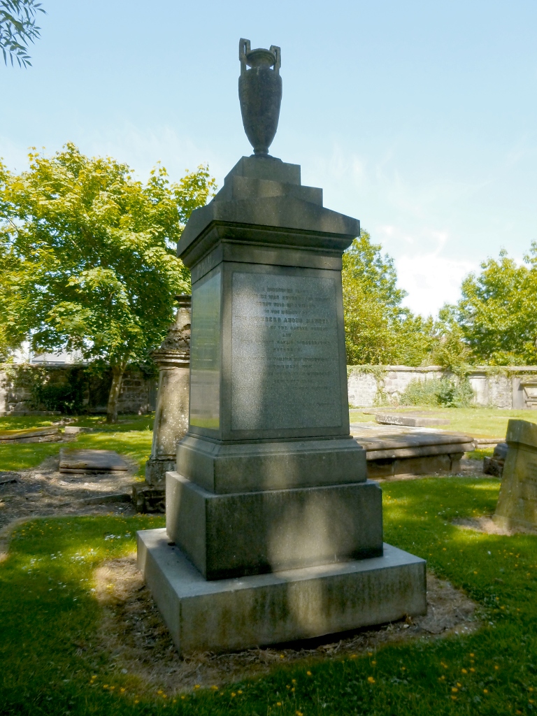 Memorial to Angus McBean